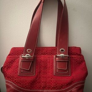 Red Women's Tote Bag